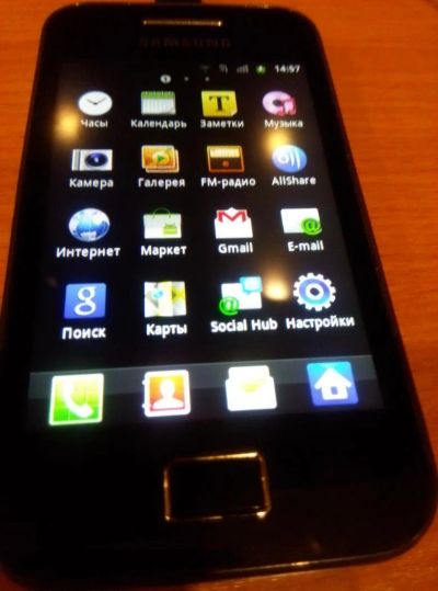 Лот: 8056163. Фото: 1. Samsung Galaxy Ace !!!. Кнопочные мобильные телефоны