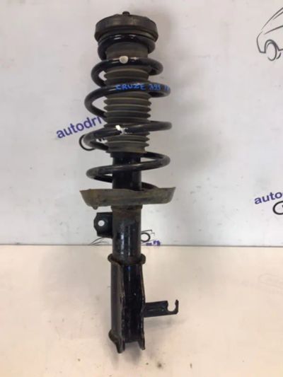 Лот: 21706910. Фото: 1. стойка Chevrolet Cruze J305. Ходовая, подвеска, рулевое управление
