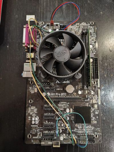 Лот: 21734957. Фото: 1. Материнская плата asrock h81 pro... Материнские платы