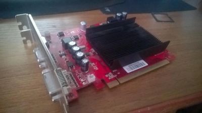 Лот: 4810547. Фото: 1. Видеокарта GeForce 9500GT, 512Мб... Видеокарты