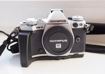 Лот: 12640714. Фото: 1. Olympus E-M5 mark II. Цифровые беззеркальные со сменной оптикой