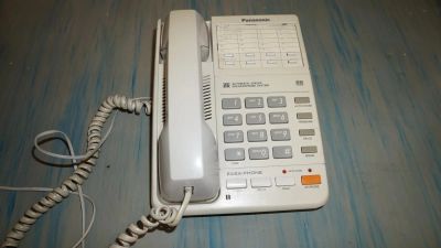 Лот: 3687951. Фото: 1. телефон стационарный Panasonic... Проводные телефоны