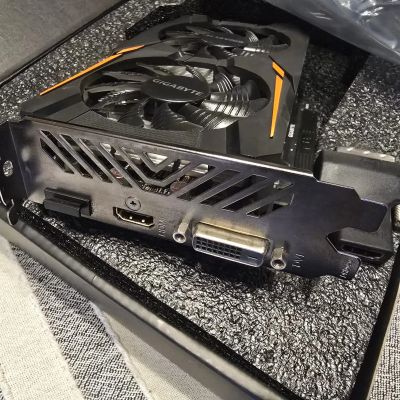 Лот: 25799764. Фото: 1. Видеокарта Gigabyte GeForce GTX... Видеокарты