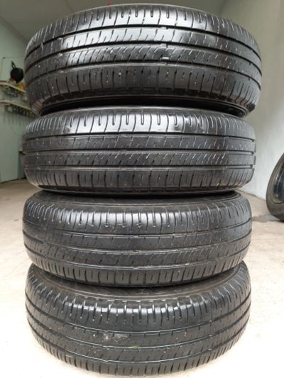 Лот: 25267322. Фото: 1. Летние шины dunlop 165 70 14. Шины