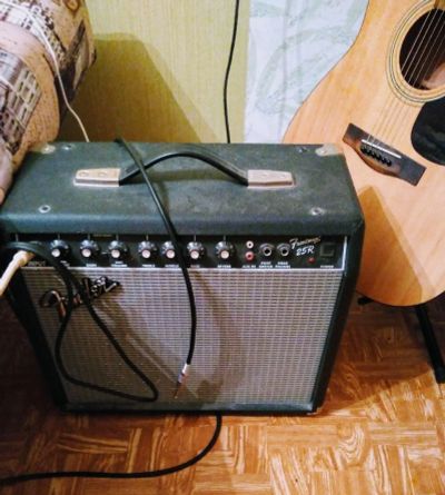 Лот: 15327824. Фото: 1. fender frontman 25ватт до 15 февраля. Гитарные эффекты и комбоусилители