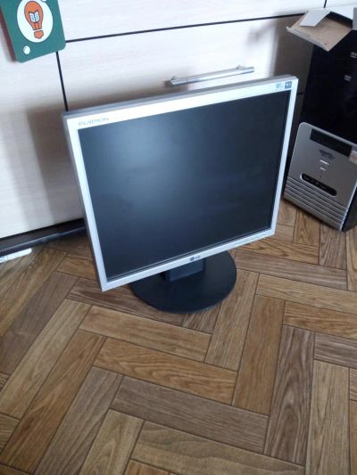 Лот: 7404334. Фото: 1. Монитор LG Flatron L1751SQ . Не... ЖК-мониторы