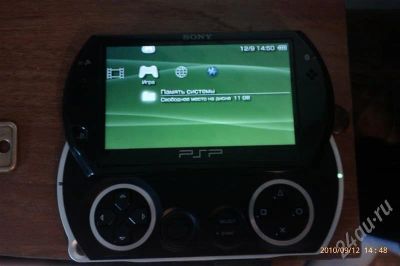 Лот: 509696. Фото: 1. Новая PSP GO и Встроенные 16 gb... Игровые приставки, консоли
