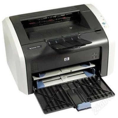 Лот: 3940899. Фото: 1. Принтер HP LaserJet 1010 с картриджем. Лазерные принтеры