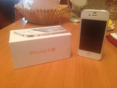 Лот: 4947807. Фото: 1. Iphone 4S Белый на 32GB. Смартфоны