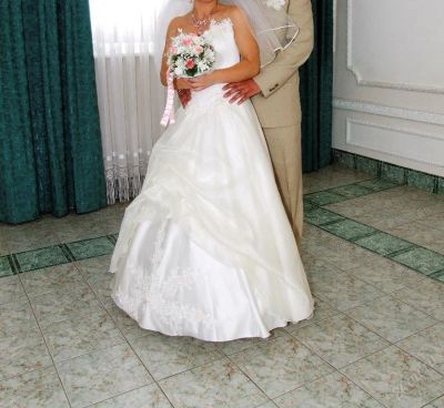 Лот: 125733. Фото: 1. Свадебное платье р 44. Другое (свадебная мода)