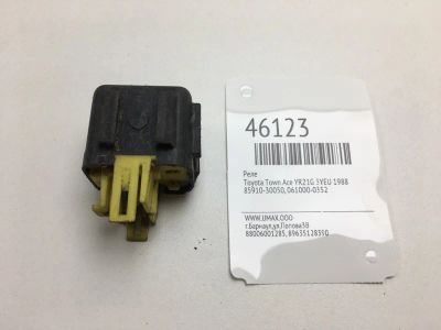 Лот: 20392426. Фото: 1. Реле Toyota Town Ace 1988 8591030050... Электрооборудование