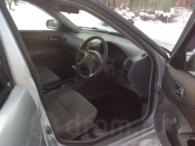 Лот: 10908378. Фото: 1. Nissan sunny. Автомобили