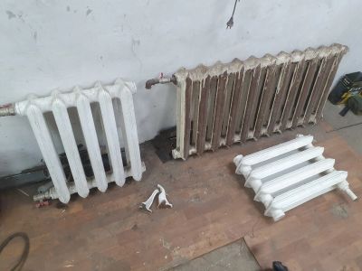 Лот: 25555061. Фото: 1. Батареи чугунные за всё. Радиаторы отопления, полотенцесушители