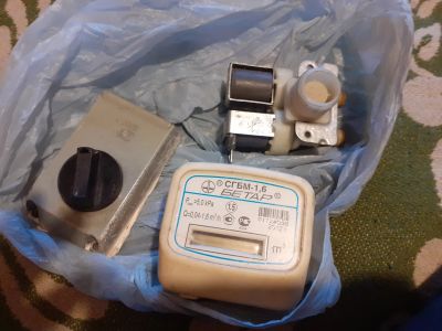Лот: 23912235. Фото: 1. газовый+электрический счётчкики... Замки