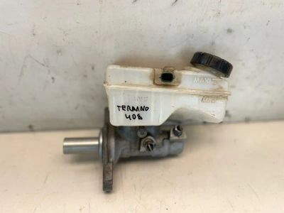Лот: 22460359. Фото: 1. цилиндр главный тормозной Nissan... Тормозная система