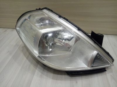Лот: 15275524. Фото: 1. Фара передняя правая Nissan tiida... Оптика и освещение