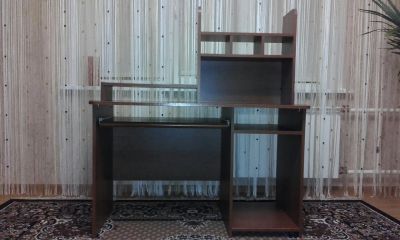 Лот: 8607222. Фото: 1. Компьютерный стол. Компьютерные и письменные столы