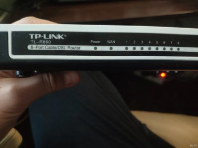 Лот: 15157757. Фото: 1. Роутер tp-link tl-r860. Маршрутизаторы (роутеры)
