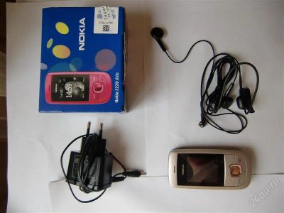 Лот: 1298870. Фото: 1. Nokia 2220. Кнопочные мобильные телефоны