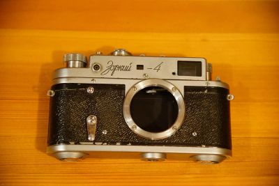 Лот: 10377155. Фото: 1. Зоркий-4, выпущен в 1961 году. Плёночные дальномерные, шкальные