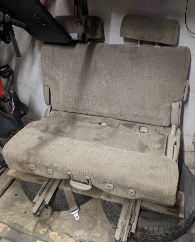 Лот: 20982750. Фото: 1. сиденья задние Honda StepWgn RF3. Салон
