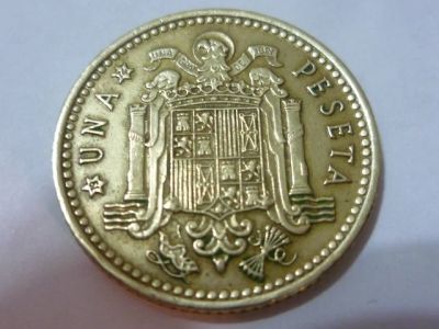 Лот: 3492400. Фото: 1. испания 1 песета 1966 Франко. Европа