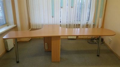 Лот: 11261889. Фото: 1. Стол. Компьютерные и письменные столы