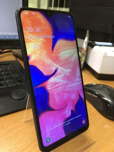 Лот: 16476396. Фото: 1. Смартфон Samsung Galaxy A10 SM-A105F. Смартфоны