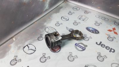 Лот: 23584888. Фото: 1. Поршень с шатуном Volkswagen Passat... Двигатель и элементы двигателя
