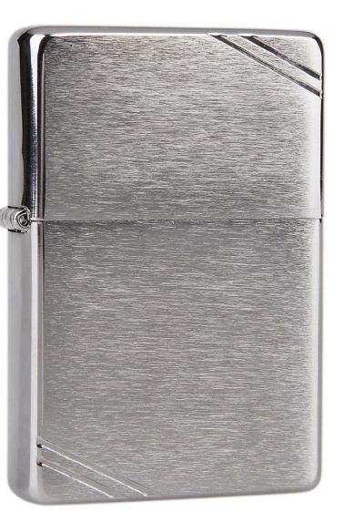 Лот: 8814101. Фото: 1. Зажигалка Zippo (Зиппо, США) Зажигалка... Сувенирные мелочи