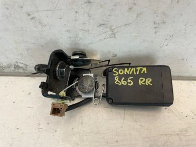 Лот: 24809771. Фото: 1. замок ремня безопасности Hyundai... Двигатель и элементы двигателя