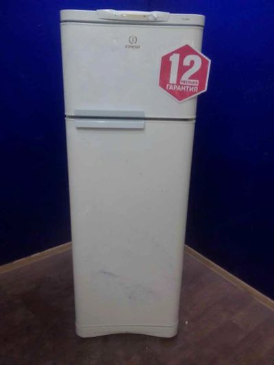 Лот: 11178001. Фото: 1. Холодильник Indesit RA 32 G.015. Холодильники, морозильные камеры