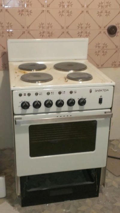 Лот: 3996386. Фото: 1. Электроплита Электра 4 конфорки. Плиты, духовые шкафы, варочные поверхности