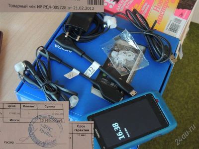 Лот: 2413148. Фото: 1. Nokia n8 pink в синем чехле, полный... Смартфоны