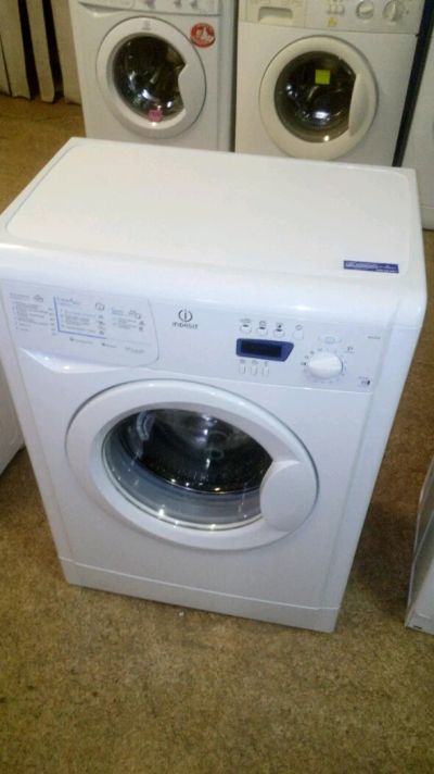 Лот: 6389949. Фото: 1. Стиральная машина Indesit WISE10... Стиральные машины