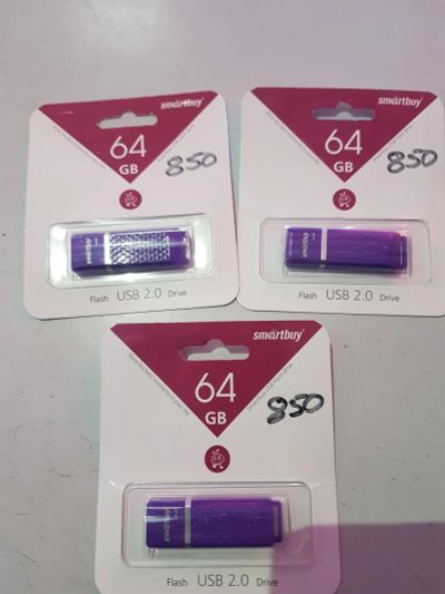Лот: 9024410. Фото: 1. 64 гб USB 2.0 флешка.новая гарантия... USB-флеш карты