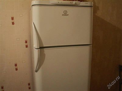 Лот: 2119447. Фото: 1. Продам холодильник INDESIT. Холодильники, морозильные камеры