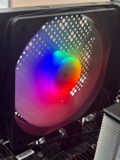 Лот: 25064228. Фото: 1. Вентилятор кулер с RGB подсветкой... Системы охлаждения