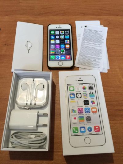 Лот: 5068391. Фото: 1. Iphone 5s 16gb Gold Гарантия. Смартфоны