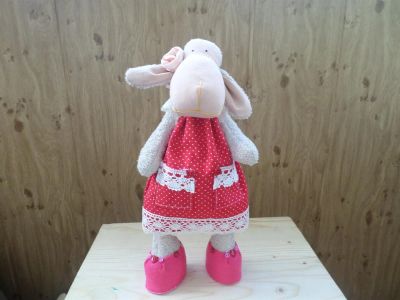 Лот: 3346923. Фото: 1. Овечка Молли. Авторские куклы, игрушки, поделки