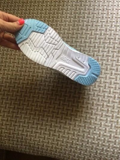 Лот: 7650385. Фото: 1. Кроссовки ASICS. Кеды, кроссовки, слипоны