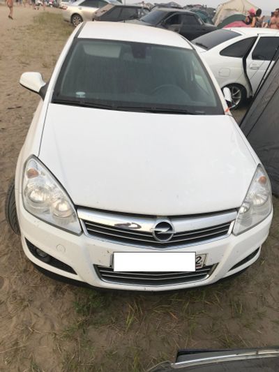 Лот: 11871465. Фото: 1. Продажа Opel Astra, 2013 год. Автомобили