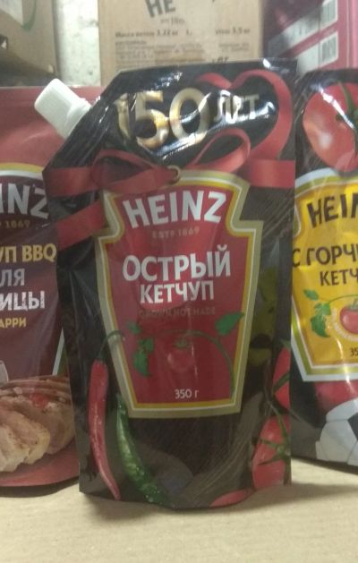 Лот: 19015431. Фото: 1. кетчуп Heinz острый 350 гр хайнц. Приправы, специи