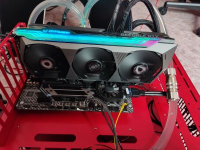 Лот: 18150190. Фото: 1. Zotac RTX 3080 Ti Amp Holo. Видеокарты