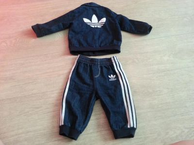 Лот: 4927215. Фото: 1. Adidas Kids оригинал. одели два... Костюмы, пиджаки, комбинезоны