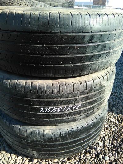Лот: 11261538. Фото: 1. 235/60 R18 Michelin три. Шины