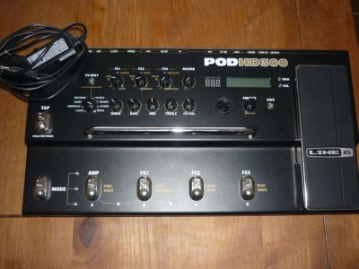 Лот: 6983332. Фото: 1. Гитарный процессор Line 6 POD... Гитарные эффекты и комбоусилители