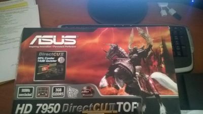 Лот: 5125937. Фото: 1. Asus Radeon 7950 DirectCU II TOP... Видеокарты