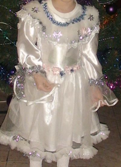 Лот: 5291469. Фото: 1. новогодний костюм "снежинка". Платья, сарафаны