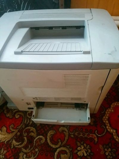 Лот: 11274786. Фото: 1. Принтер лазерный цветной epson... Лазерные принтеры